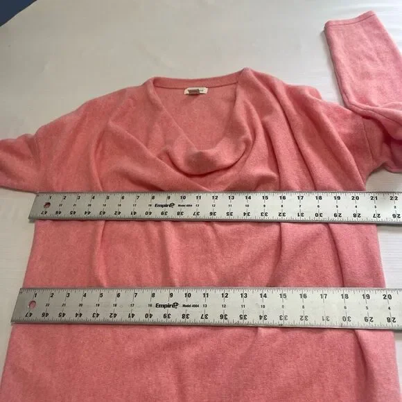 Sundance Pink 100% Cashmere Sweater Size Medium - Picture 4 of 11